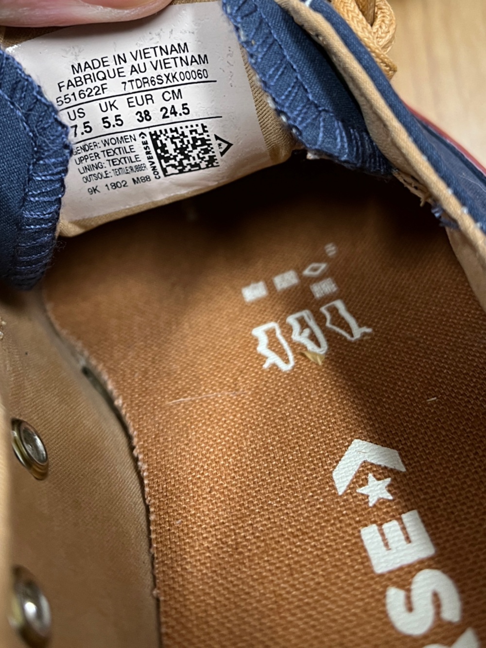 Converse Navy Canvas Low Top Sneakers Women’s 7.5 Shoreline NWOT - Picture 5 of 7